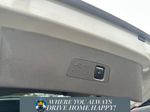 Certified 2023 Lincoln Corsair FWD w/ Equipment Group 101A image 30