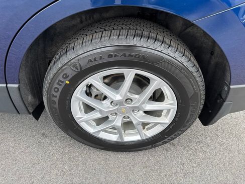 Used 2022 Chevrolet Equinox LT AWD/4WD image 13