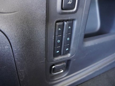 Used 2025 Ford Expedition Platinum AWD/4WD image 25