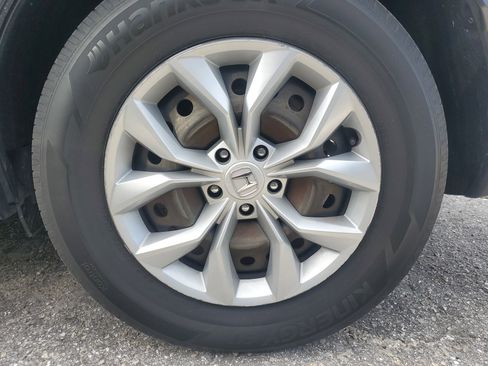 Used 2023 Honda CR-V LX image 6