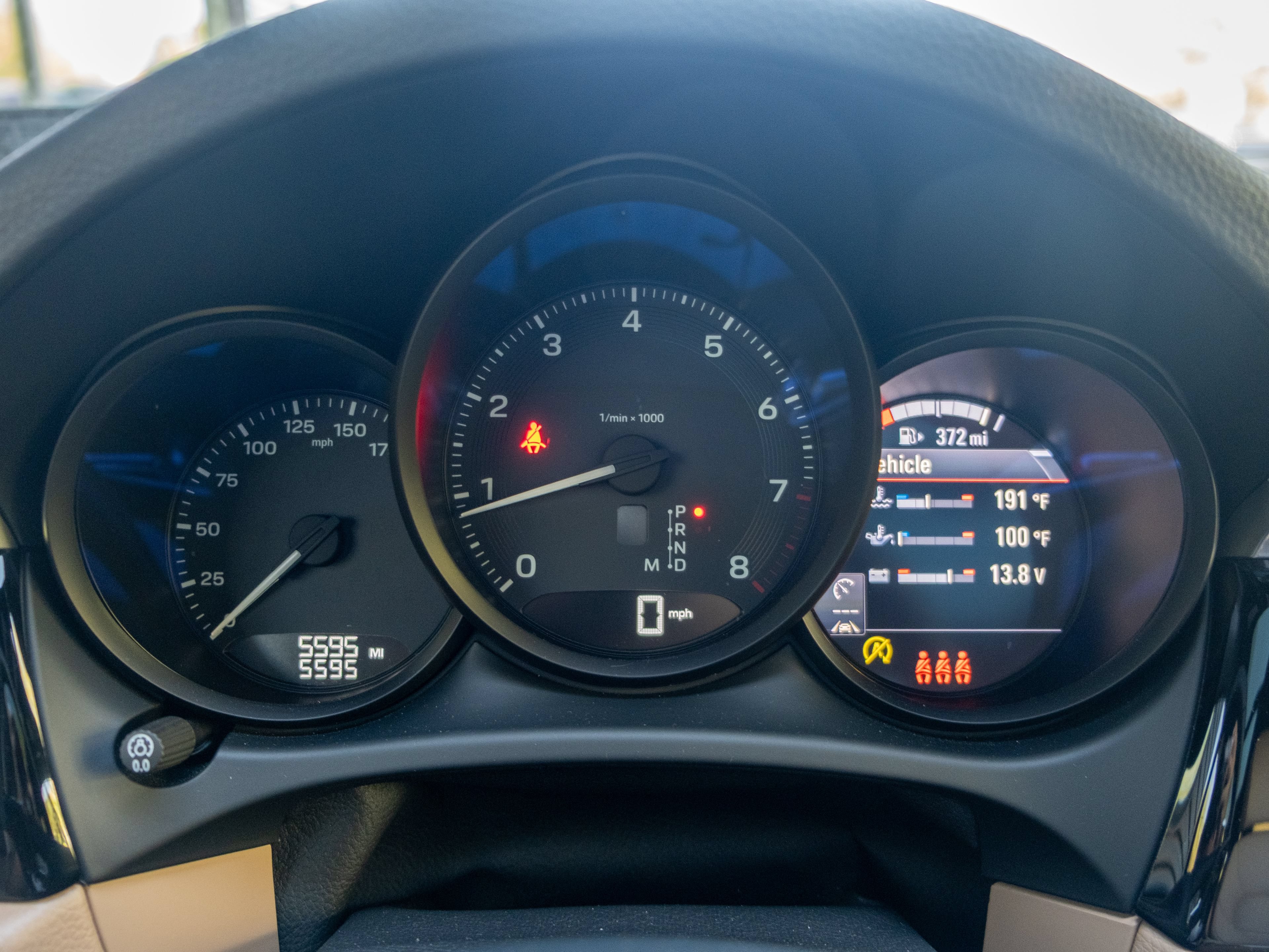 Certified 2026 Porsche Macan AWD/4WD image 26