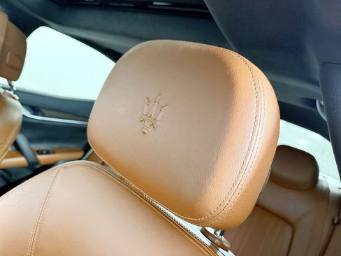 Used 2017 Maserati Ghibli S RWD image 38