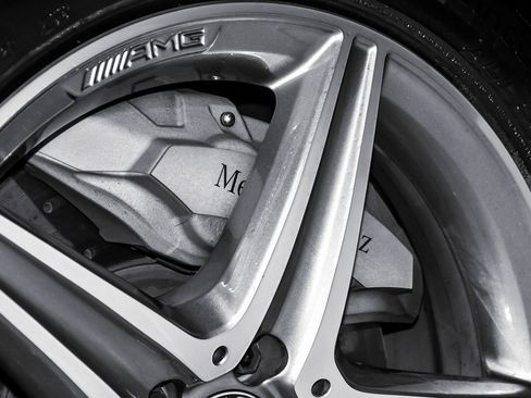 Used 2019 Mercedes-Benz E 450 4MATIC Cabriolet image 95