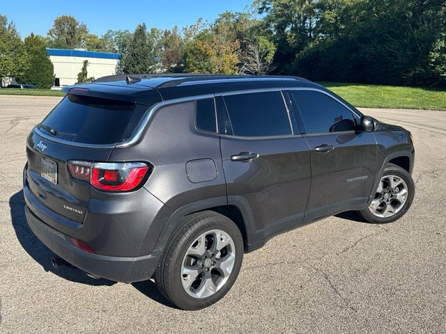 Used 2019 Jeep Compass Limited AWD/4WD image 2