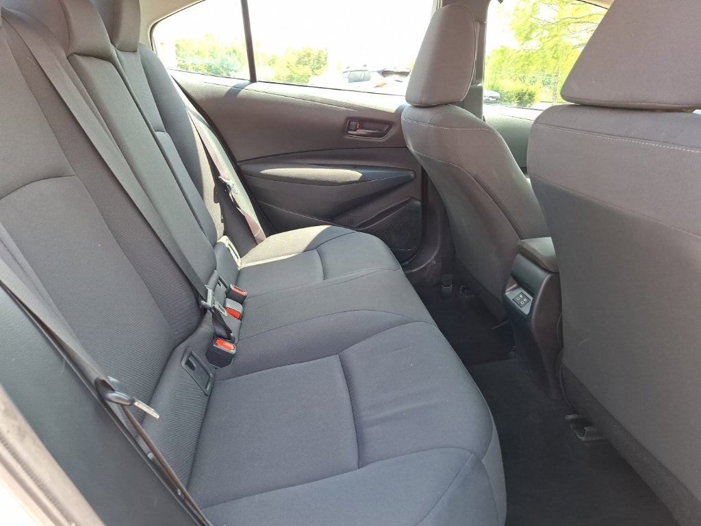 Used 2023 Toyota Corolla LE FWD image 29