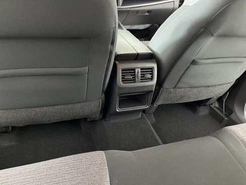 Used 2021 Nissan Rogue S FWD image 38