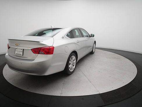 Used 2016 Chevrolet Impala LT w/ Convenience Package image 33