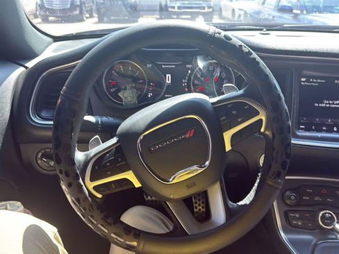 Used 2018 Dodge Challenger GT AWD/4WD image 4