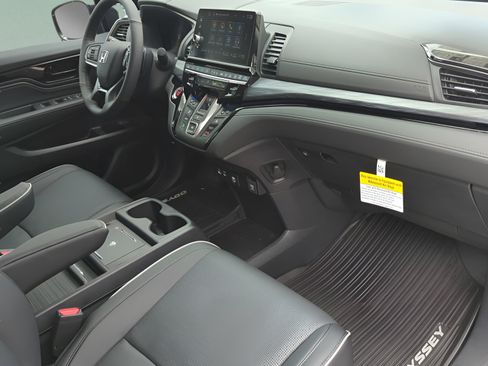 New 2026 Honda Odyssey Elite image 20