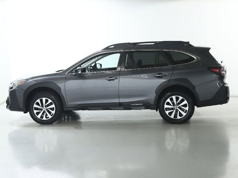 Used 2023 Subaru Outback Premium AWD/4WD image 37