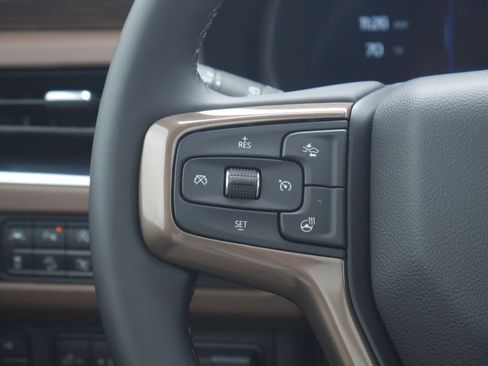 Used 2023 Chevrolet Tahoe High Country w/ Premium Package AWD/4WD image 9