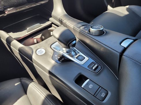 Used 2020 INFINITI QX50 Luxe w/ Navigation Package FWD image 16