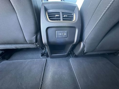 Used 2025 Chevrolet Blazer LT image 21