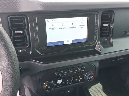 Used 2023 Ford Bronco 2-Door w/ Sasquatch Package AWD/4WD image 10