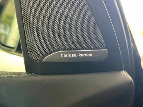 Used 2026 BMW X7 M60i AWD/4WD image 48