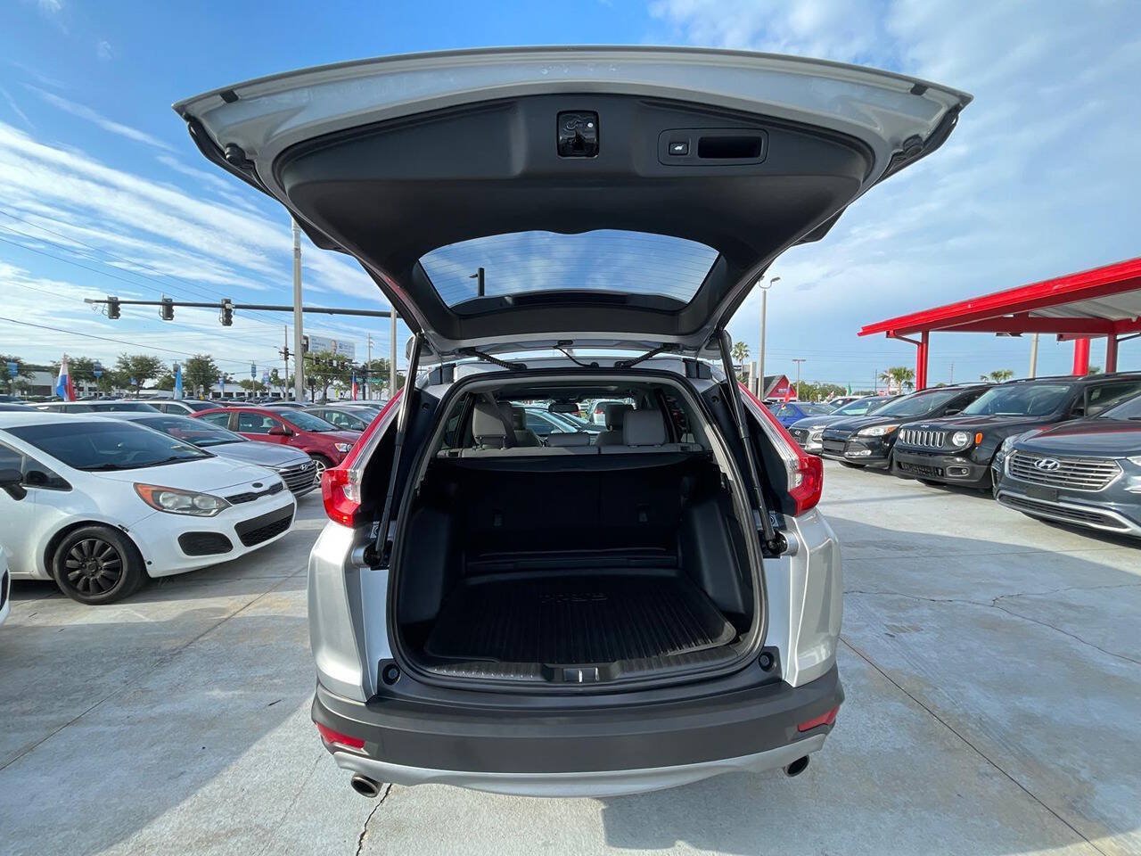 Used 2019 Honda CR-V Touring image 15