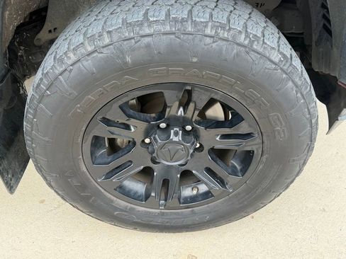 Used 2022 Toyota Tacoma SR5 image 18