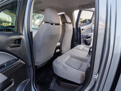 Used 2022 Chevrolet Colorado W/T w/ Custom Special Edition image 36