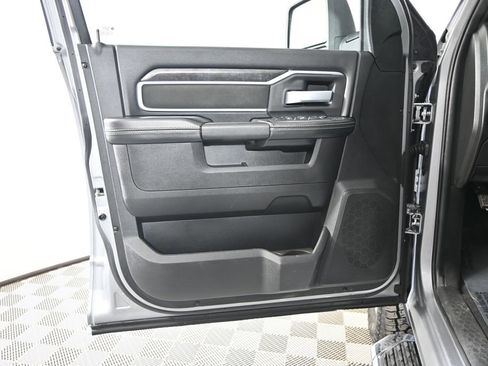 Used 2024 RAM 2500 Big Horn image 18