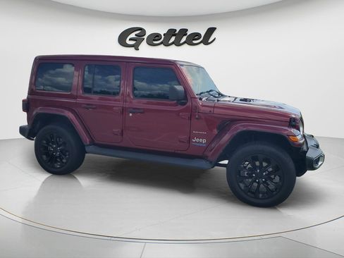 Used 2021 Jeep Wrangler Unlimited Sahara AWD/4WD image 2