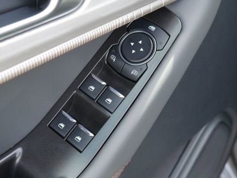 New 2026 Ford Explorer Active AWD/4WD image 15