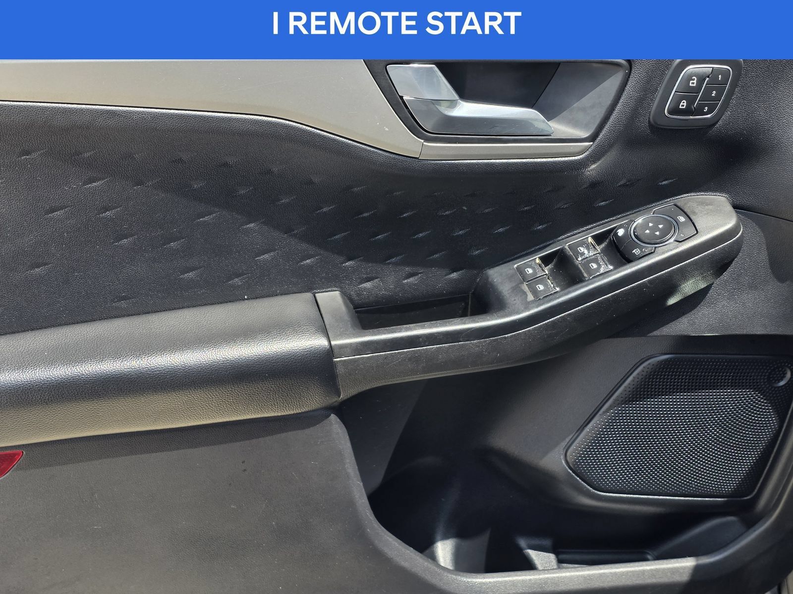 Used 2020 Ford Escape SEL FWD image 15