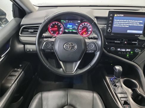 Used 2023 Toyota Camry XSE FWD image 16