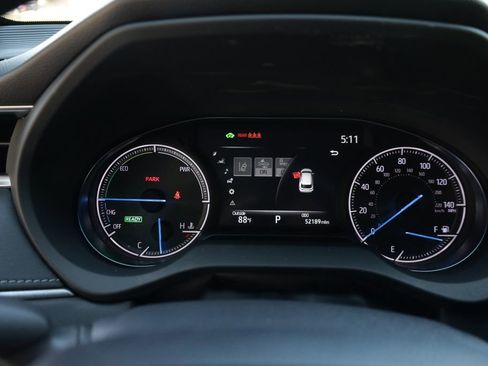 Used 2022 Toyota Venza XLE AWD/4WD image 21