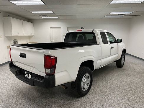 Used 2021 Toyota Tacoma SR image 5