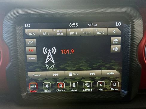 Used 2019 Jeep Wrangler Unlimited Rubicon AWD/4WD image 17