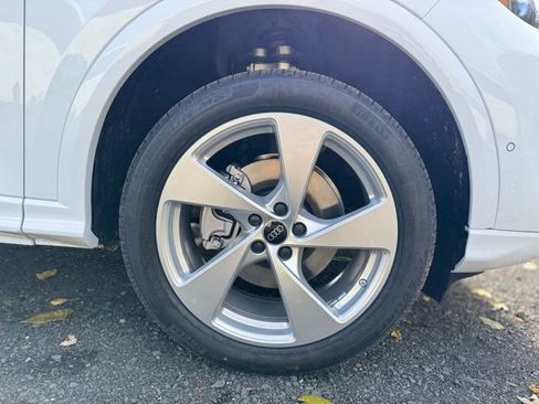 New 2025 Audi Q5 Premium Plus image 10