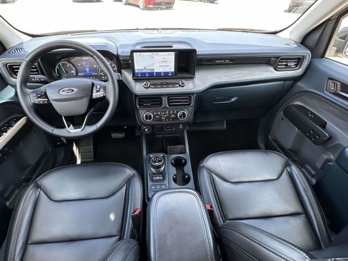 Used 2024 Ford Maverick Lariat w/ Black Appearance Package image 7