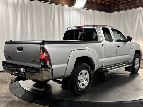 Used 2010 Toyota Tacoma PreRunner RWD image 10