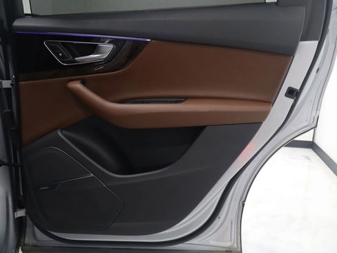 Used 2017 Audi Q7 3.0T Prestige w/ Prestige Package image 13