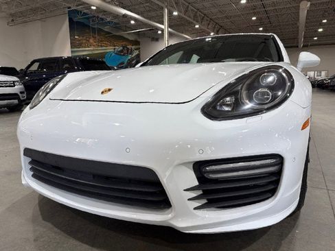 Used 2015 Porsche Panamera GTS image 31