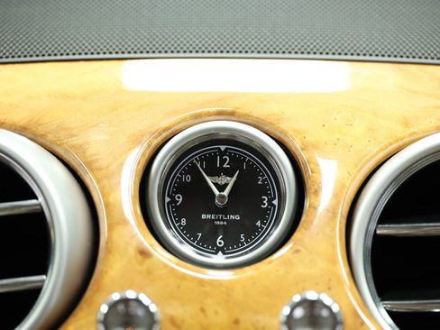 Used 2016 Bentley Continental GT image 28