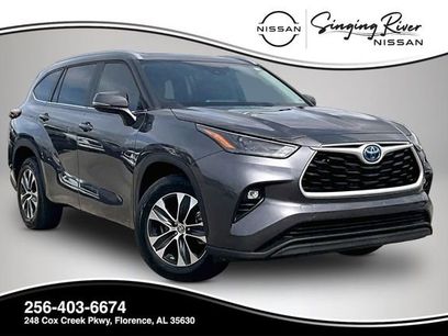 Used 2024 Toyota Highlander XLE