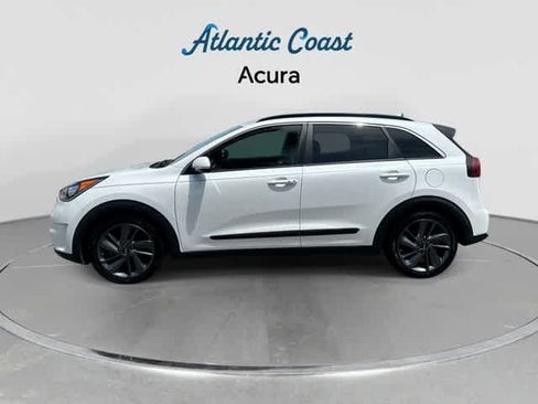 Used 2017 Kia Niro FWD image 5