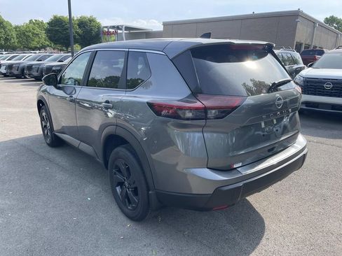 New 2026 Nissan Rogue SV FWD image 5