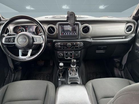 Used 2021 Jeep Wrangler Unlimited Sahara AWD/4WD image 14