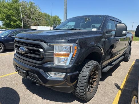 Used 2021 Ford F150 XLT w/ Equipment Group 301A Mid AWD/4WD image 14