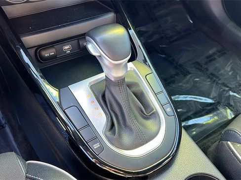 Used 2023 Kia Forte GT-Line image 12