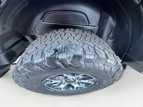 Used 2021 Jeep Wrangler Rubicon w/ Cold Weather Group image 35