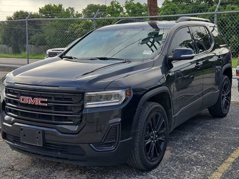 Used 2023 GMC Acadia SLE w/ Elevation Edition FWD image 4