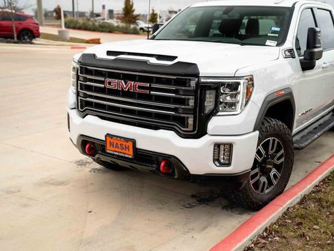 Used 2022 GMC Sierra 2500 AT4 w/ Gooseneck/5TH Wheel Package image 2