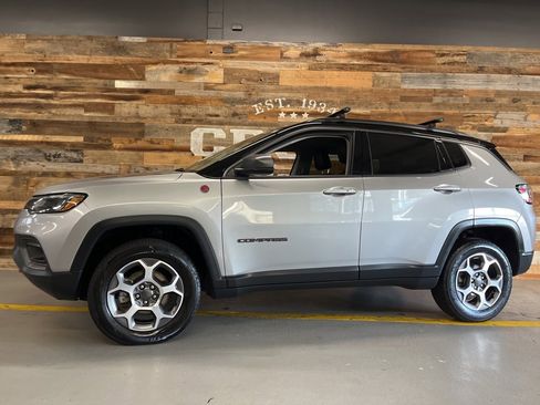 Used 2022 Jeep Compass Trailhawk w/ Trailer Tow Group image 51