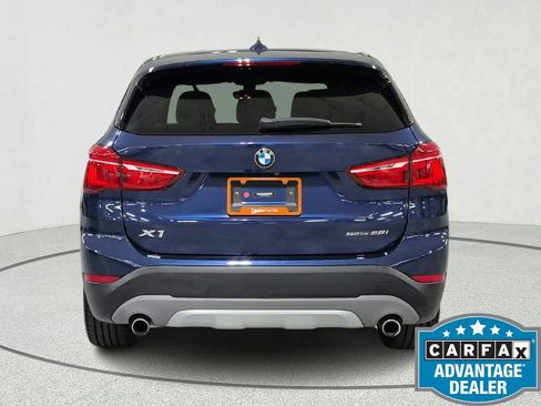 Used 2018 BMW X1 sDrive28i w/ Convenience Package FWD image 4