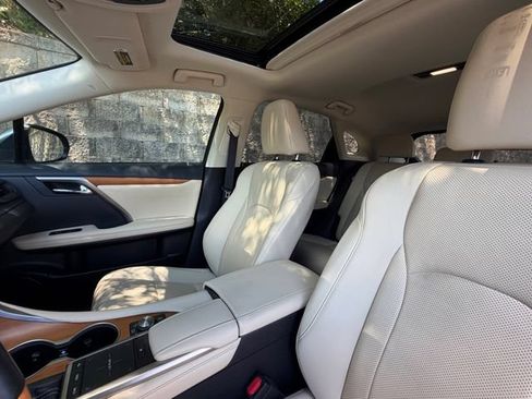 Certified 2022 Lexus RX 350 AWD w/ Premium Package image 23