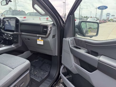 New 2026 Ford F150 XLT w/ Equipment Group 302A MID AWD/4WD image 17