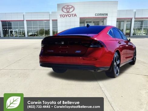 Used 2025 Honda Accord Sport image 14
